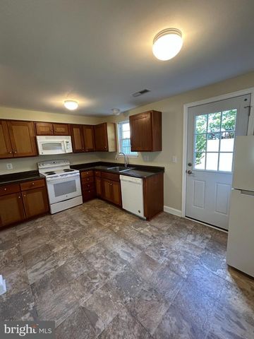 8447 BRAXTED LN, Manassas, VA 20110