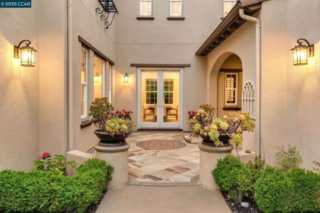 140 Angora Court, Danville, CA 94506