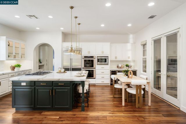 140 Angora Court, Danville, CA 94506