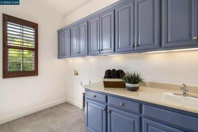 140 Angora Court, Danville, CA 94506