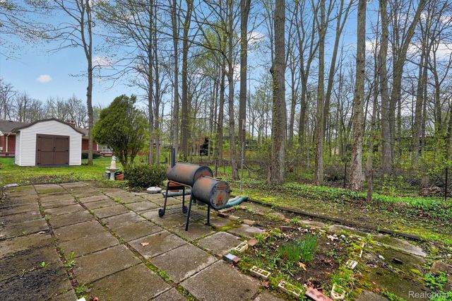 6225 Sierra Pass, Flint Charter Township, MI 48532