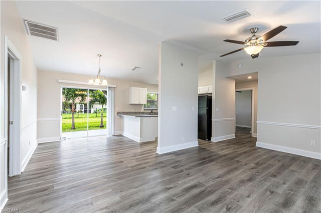 216 27th TER, Cape Coral, FL 33904