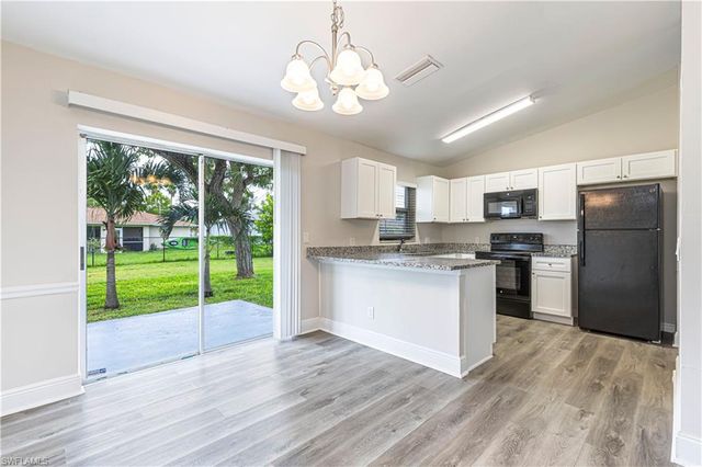 216 27th TER, Cape Coral, FL 33904