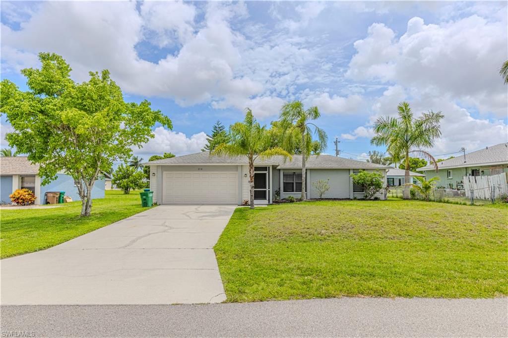 216 27th TER, Cape Coral, FL 33904