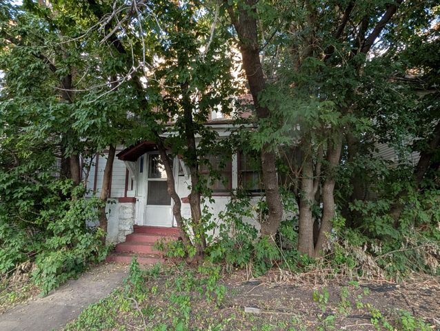 332X Hennepin Avenue, Minneapolis, MN 55408