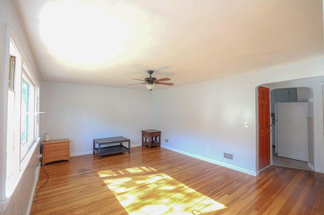 14 Janice Ave, Dracut, MA 01826