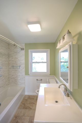14 Janice Ave, Dracut, MA 01826