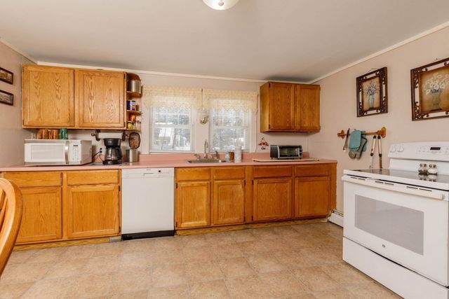 354 State Road, Templeton, MA 01436