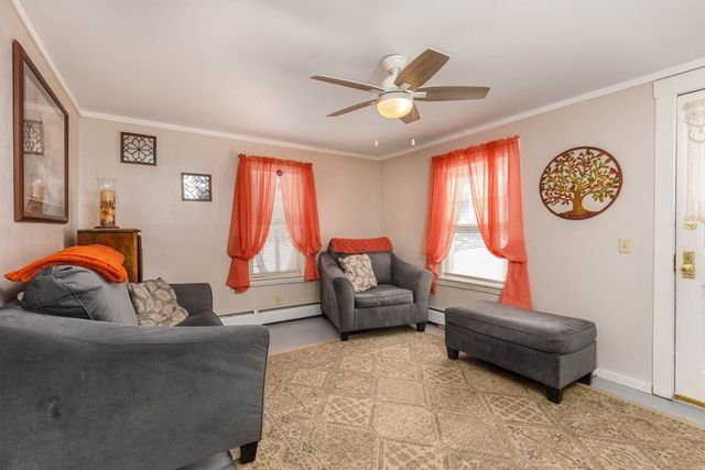 354 State Road, Templeton, MA 01436