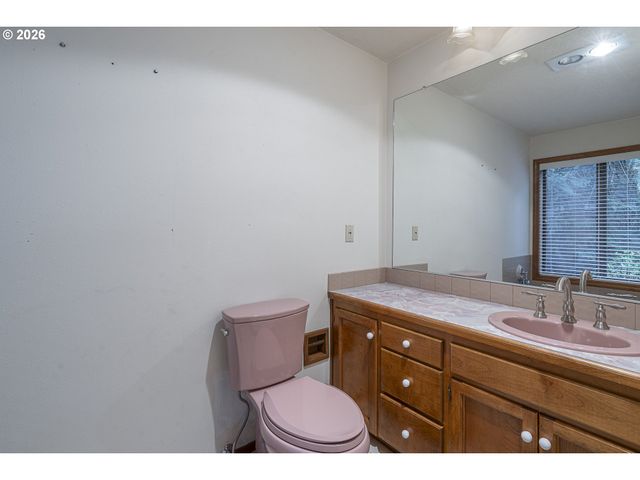 4161 HEAVENS Way S, Salem, OR 97302