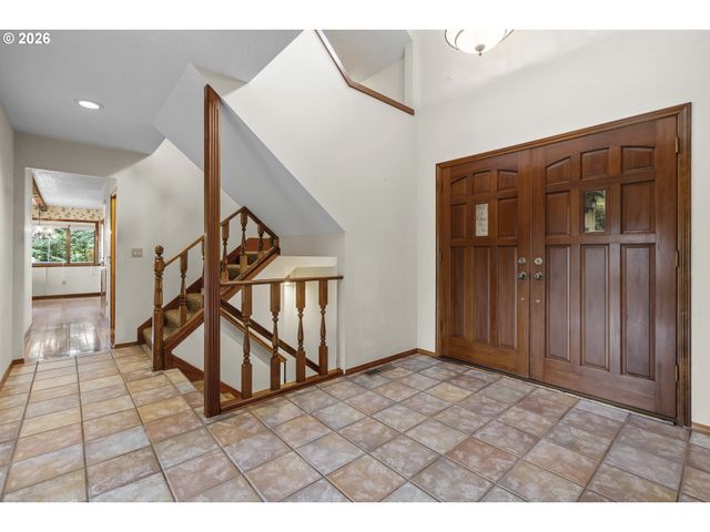 4161 HEAVENS Way S, Salem, OR 97302