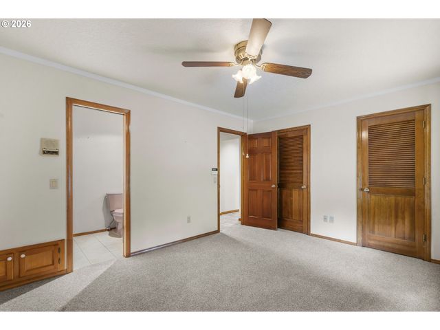 4161 HEAVENS Way S, Salem, OR 97302