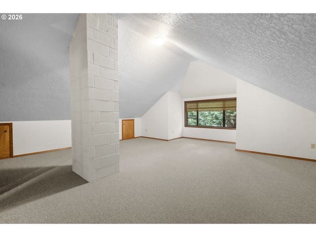 4161 HEAVENS Way S, Salem, OR 97302
