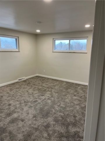 526 Foltz Dr, Penn Hills, PA 15147