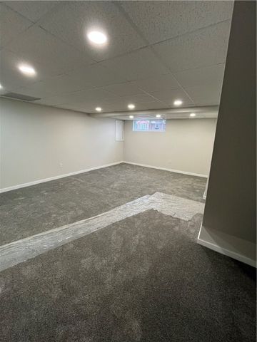 526 Foltz Dr, Penn Hills, PA 15147