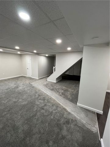 526 Foltz Dr, Penn Hills, PA 15147