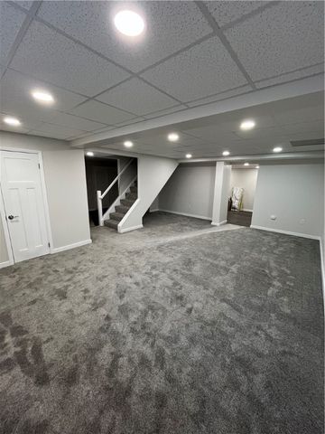 526 Foltz Dr, Penn Hills, PA 15147