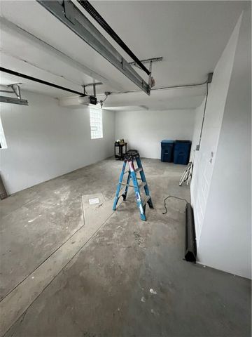 526 Foltz Dr, Penn Hills, PA 15147