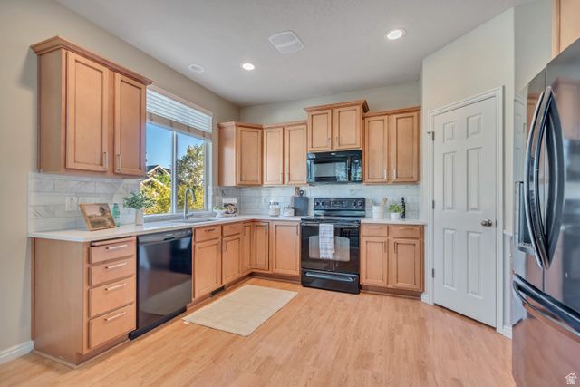 11569 S OAKMOND RD, South Jordan, UT 84009