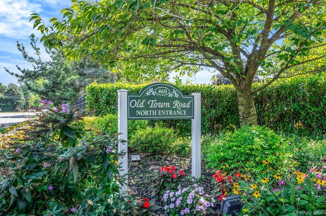 460 old town Road 19H, Port Jefferson Station, NY 11776