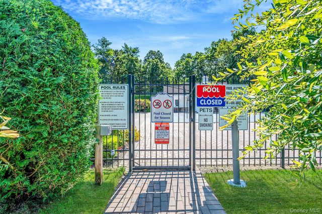 460 old town Road 19H, Port Jefferson Station, NY 11776