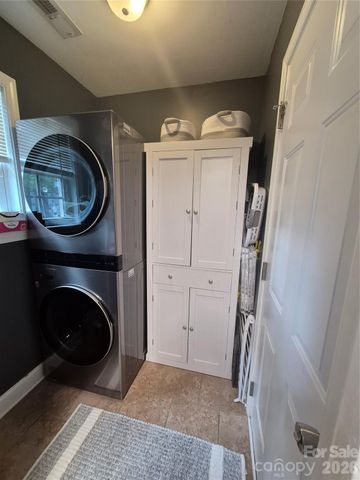 1637 Riverview Road, Lincolnton, NC 28092
