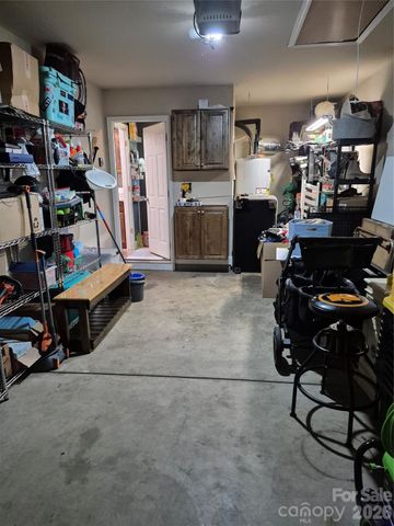 1637 Riverview Road, Lincolnton, NC 28092