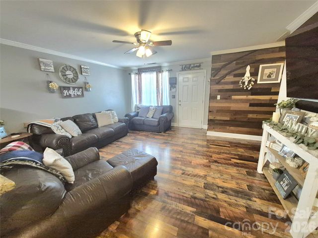 1637 Riverview Road, Lincolnton, NC 28092