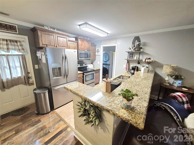 1637 Riverview Road, Lincolnton, NC 28092