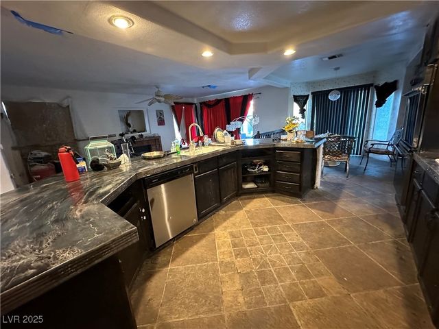 4408 North Pioneer Way, Las Vegas, NV 89129
