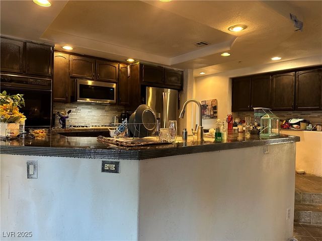 4408 North Pioneer Way, Las Vegas, NV 89129