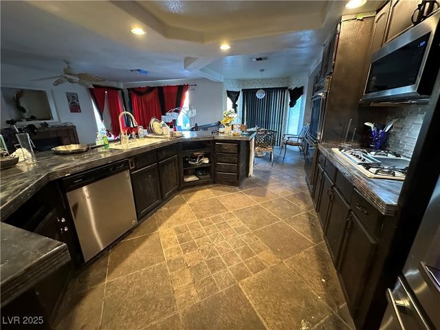 4408 North Pioneer Way, Las Vegas, NV 89129