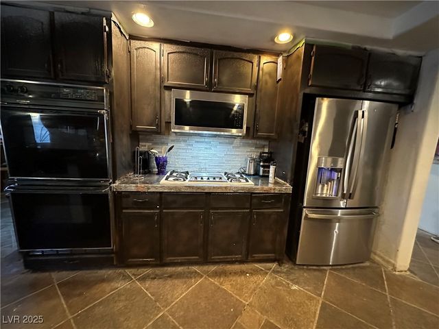 4408 North Pioneer Way, Las Vegas, NV 89129