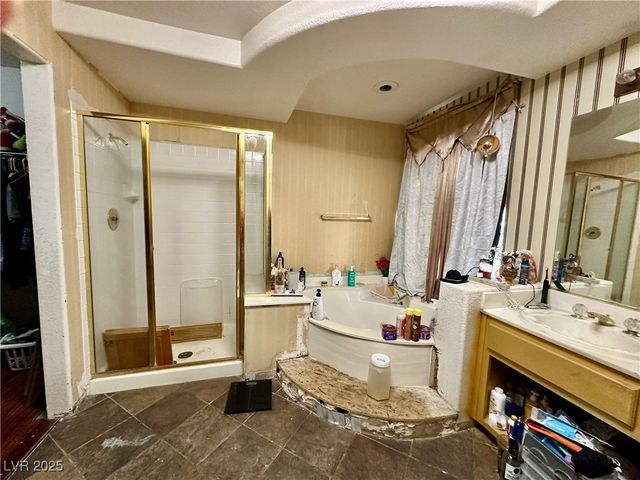 4408 North Pioneer Way, Las Vegas, NV 89129