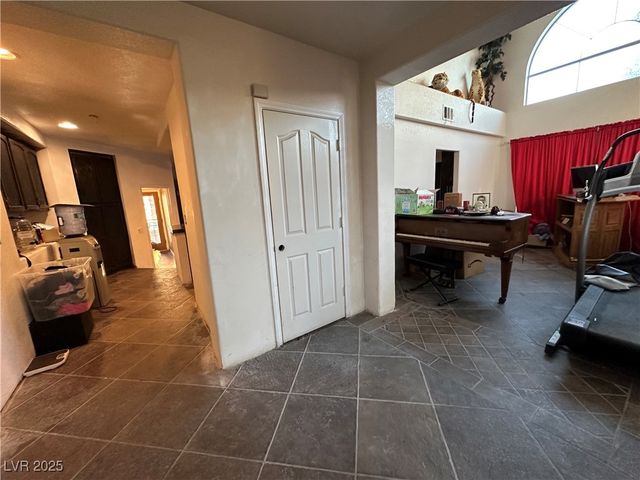 4408 North Pioneer Way, Las Vegas, NV 89129