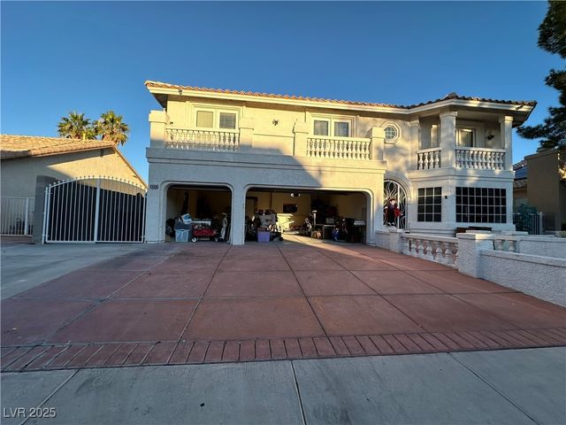 4408 North Pioneer Way, Las Vegas, NV 89129