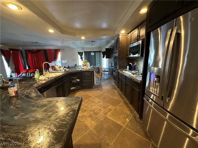 4408 North Pioneer Way, Las Vegas, NV 89129