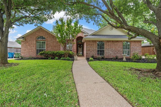 616 Durango Circle, Hewitt, TX 76643