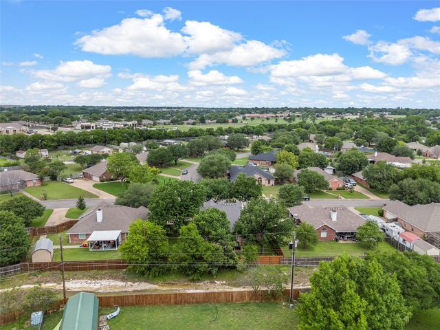 616 Durango Circle, Hewitt, TX 76643