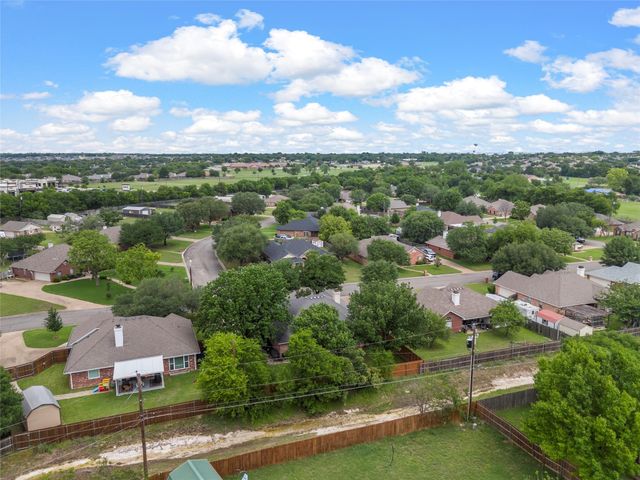 616 Durango Circle, Hewitt, TX 76643