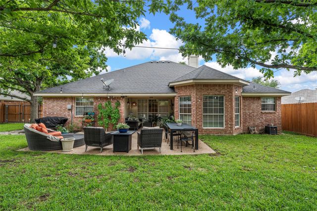 616 Durango Circle, Hewitt, TX 76643