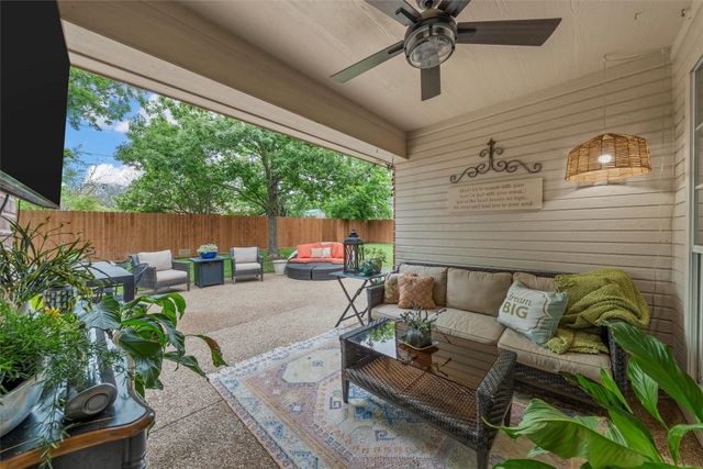 616 Durango Circle, Hewitt, TX 76643