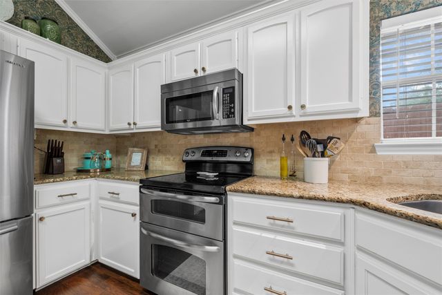 616 Durango Circle, Hewitt, TX 76643