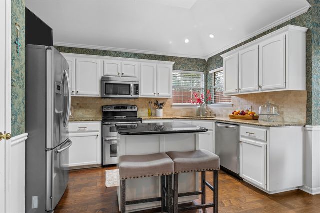616 Durango Circle, Hewitt, TX 76643