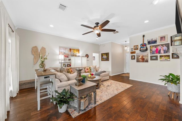 616 Durango Circle, Hewitt, TX 76643