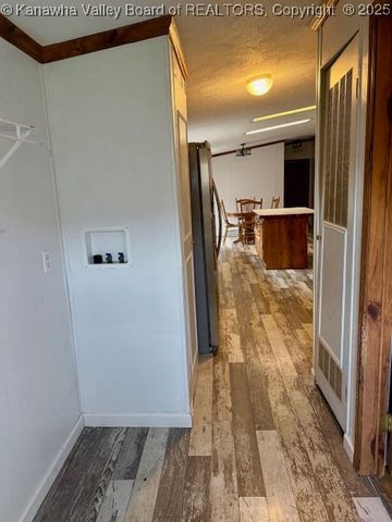 211 Maxine Drive, Charleston, WV 25312