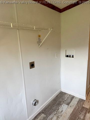 211 Maxine Drive, Charleston, WV 25312