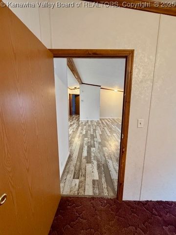 211 Maxine Drive, Charleston, WV 25312