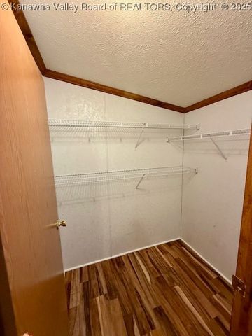 211 Maxine Drive, Charleston, WV 25312