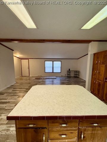 211 Maxine Drive, Charleston, WV 25312